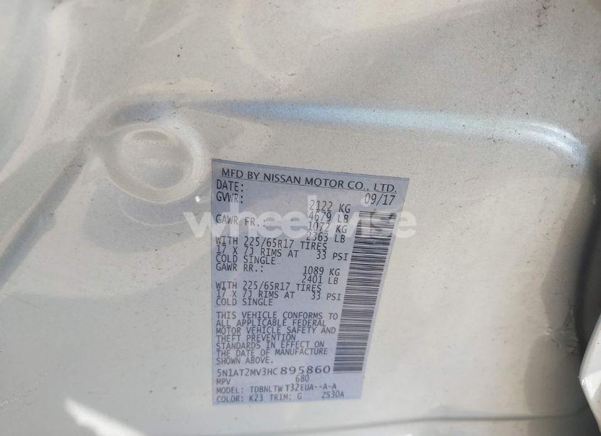 Photo 9 of 2017 Nissan Rogue SV (VIN 5N1AT2MV3HC895860)