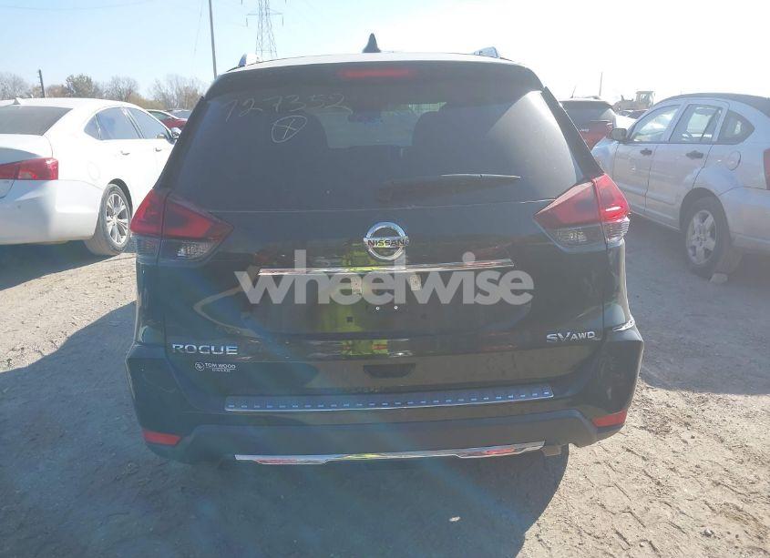 Photo 16 of 2018 Nissan Rogue SV (VIN 5N1AT2MV3JC727352)
