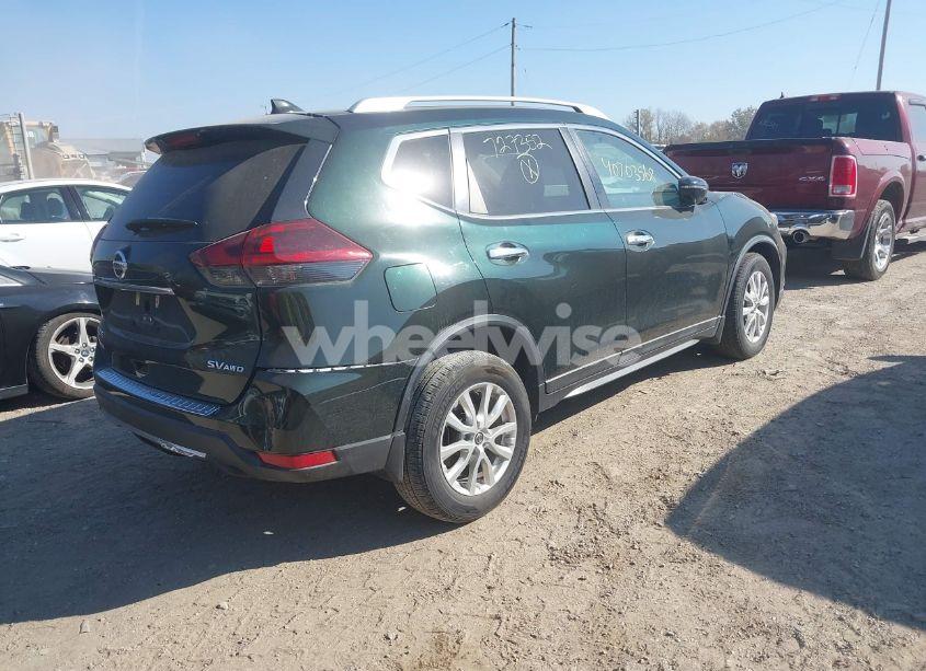 Photo 4 of 2018 Nissan Rogue SV (VIN 5N1AT2MV3JC727352)