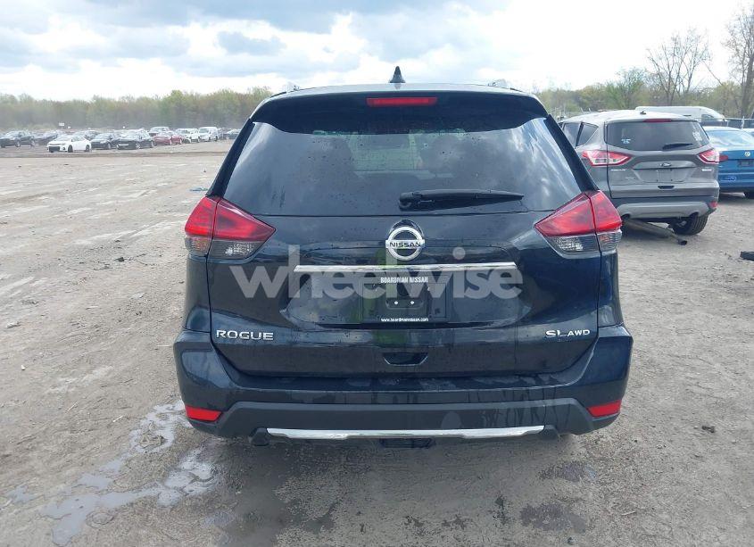 Photo 17 of 2018 Nissan Rogue SL (VIN 5N1AT2MV3JC730591)