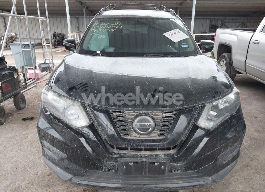 Photo 12 of 2018 Nissan Rogue SV (VIN 5N1AT2MV3JC743454)