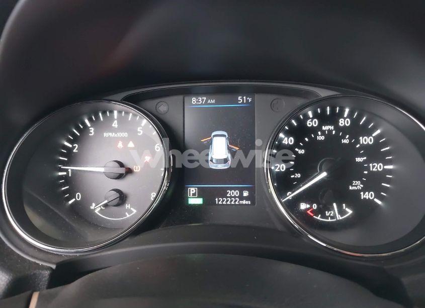 Photo 7 of 2018 Nissan Rogue SV (VIN 5N1AT2MV3JC743454)