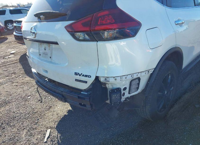 Photo 19 of 2018 Nissan Rogue SV (VIN 5N1AT2MV3JC745494)