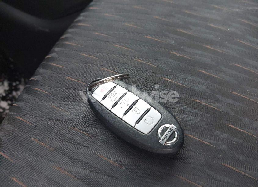 Photo 11 of 2018 Nissan Rogue SV (VIN 5N1AT2MV3JC746886)