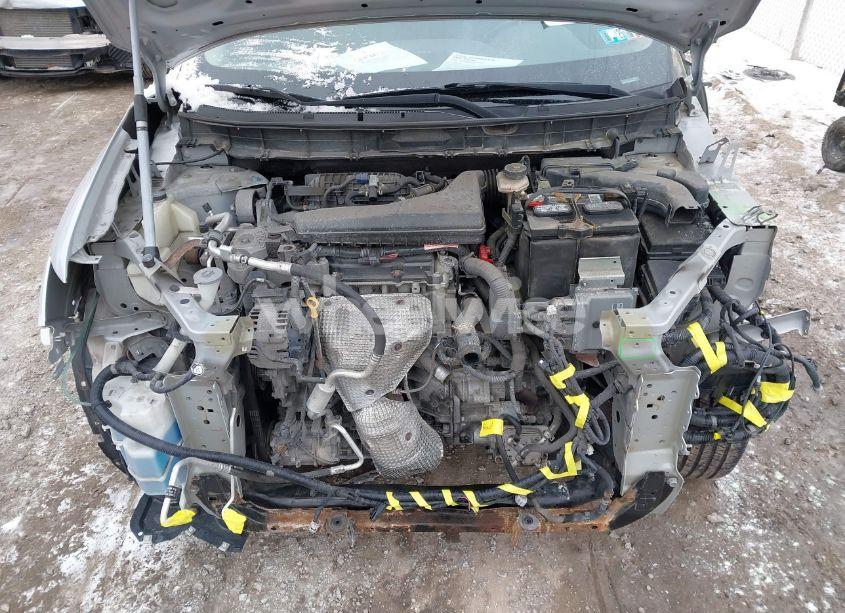 Photo 10 of 2018 Nissan Rogue SL (VIN 5N1AT2MV3JC784067)