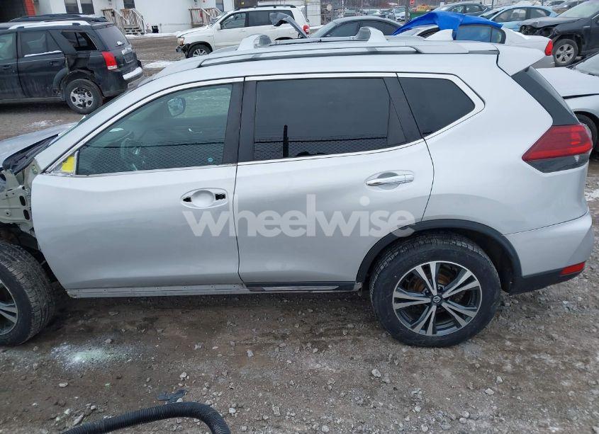 Photo 15 of 2018 Nissan Rogue SL (VIN 5N1AT2MV3JC784067)