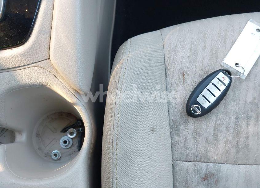 Photo 11 of 2018 Nissan Rogue SV (VIN 5N1AT2MV3JC790466)