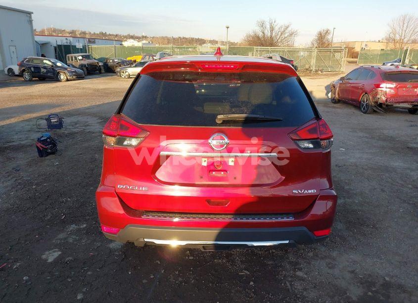 Photo 17 of 2018 Nissan Rogue SV (VIN 5N1AT2MV3JC790466)