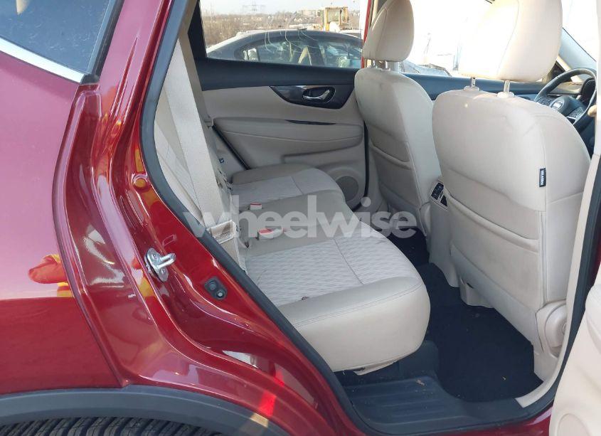 Photo 8 of 2018 Nissan Rogue SV (VIN 5N1AT2MV3JC790466)