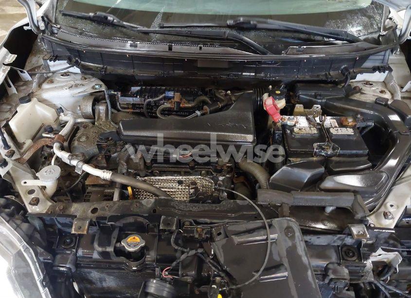 Photo 10 of 2018 Nissan Rogue S (VIN 5N1AT2MV3JC791990)