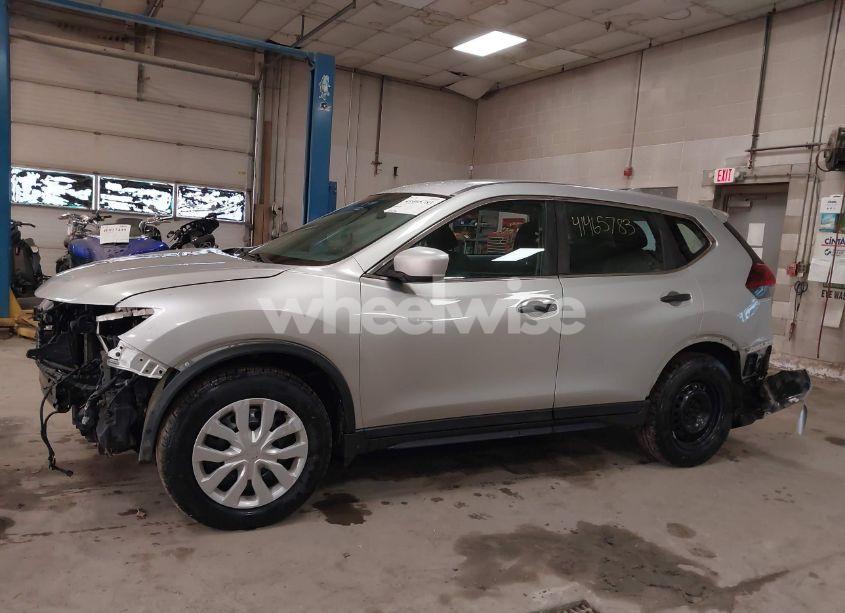 Photo 15 of 2018 Nissan Rogue S (VIN 5N1AT2MV3JC791990)