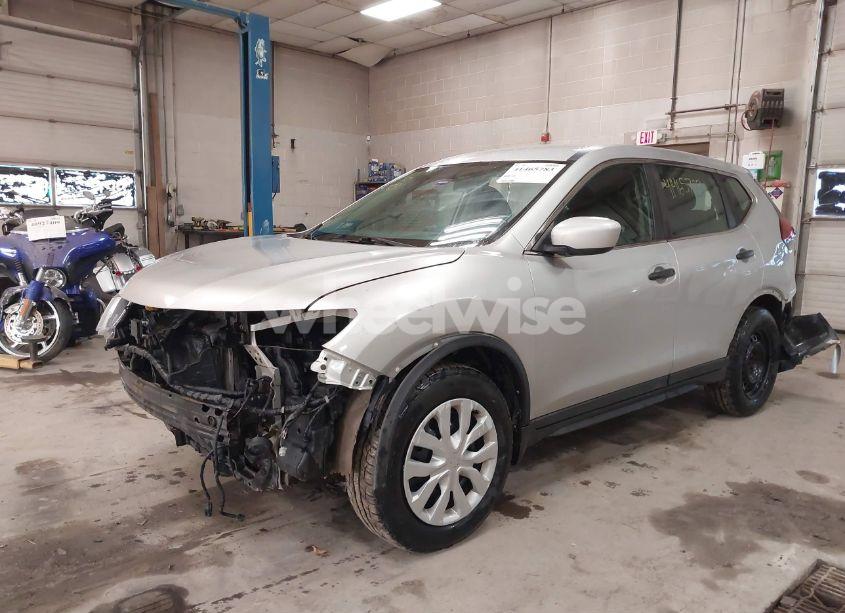 Photo 2 of 2018 Nissan Rogue S (VIN 5N1AT2MV3JC791990)