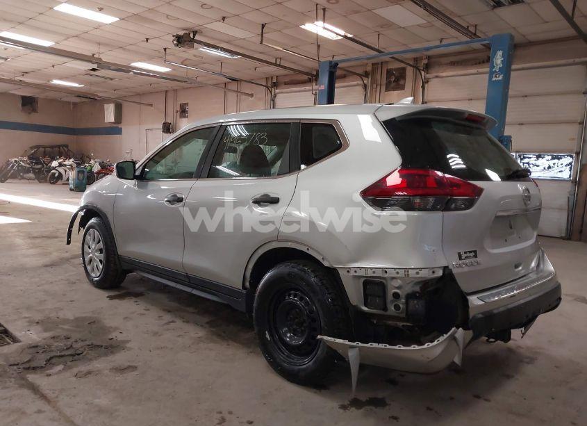 Photo 3 of 2018 Nissan Rogue S (VIN 5N1AT2MV3JC791990)