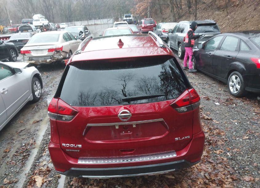 Photo 17 of 2018 Nissan Rogue SL (VIN 5N1AT2MV3JC805838)