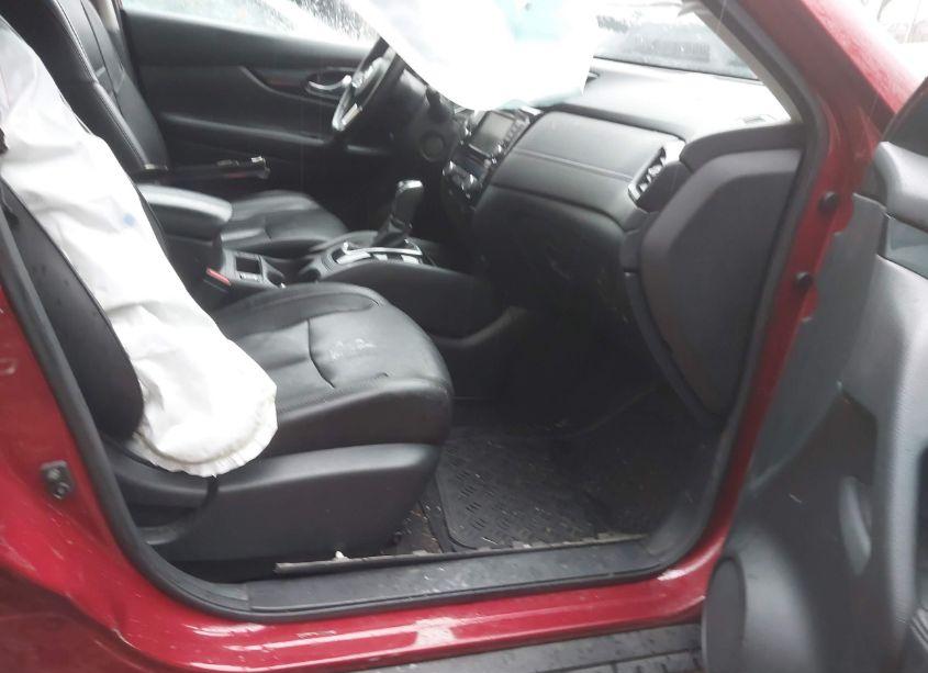 Photo 5 of 2018 Nissan Rogue SL (VIN 5N1AT2MV3JC805838)