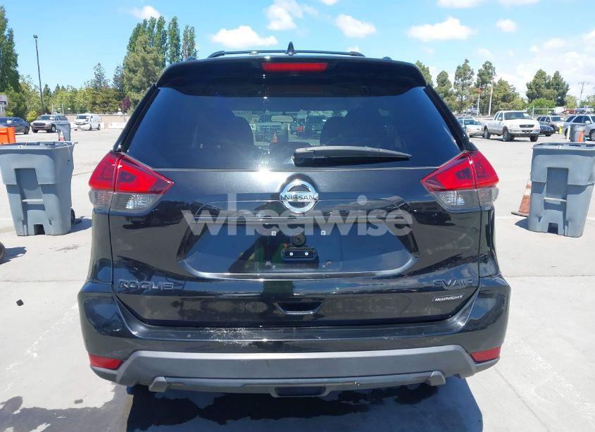 Photo 16 of 2018 Nissan Rogue SV (VIN 5N1AT2MV3JC836362)