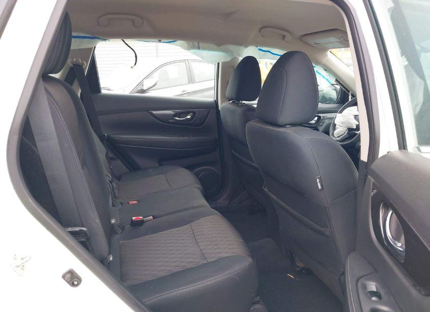 Photo 8 of 2018 Nissan Rogue S (VIN 5N1AT2MV3JC839360)