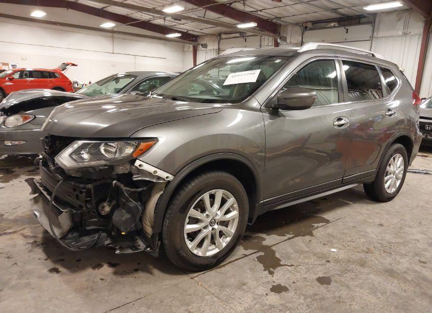 Photo 2 of 2019 Nissan Rogue S/SL/SV (VIN 5N1AT2MV3KC730852)