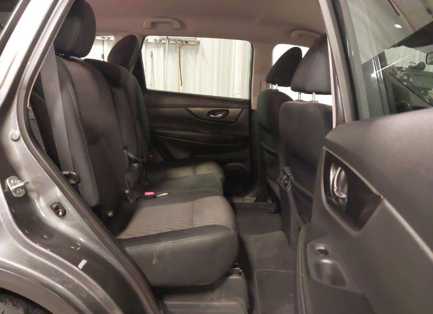 Photo 8 of 2019 Nissan Rogue S/SL/SV (VIN 5N1AT2MV3KC730852)