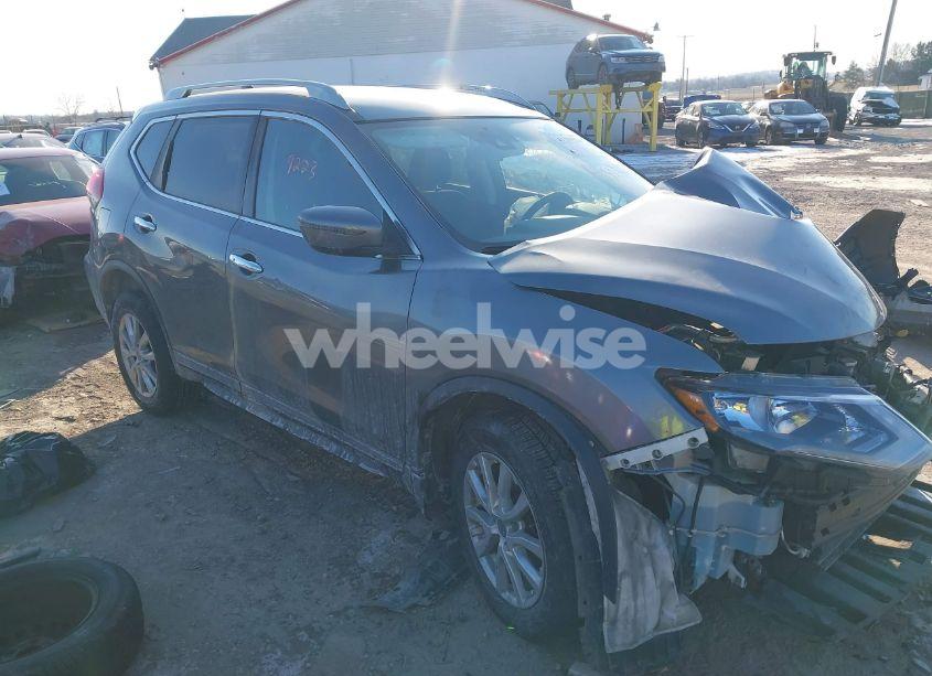 2019 Nissan Rogue SV (VIN 5N1AT2MV3KC732262) main photo