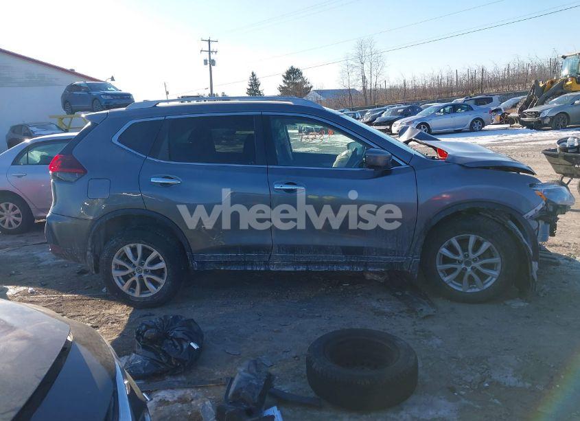 Photo 13 of 2019 Nissan Rogue SV (VIN 5N1AT2MV3KC732262)