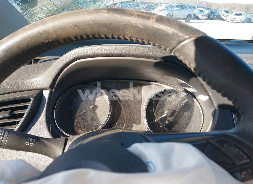 Photo 7 of 2019 Nissan Rogue SV (VIN 5N1AT2MV3KC732262)