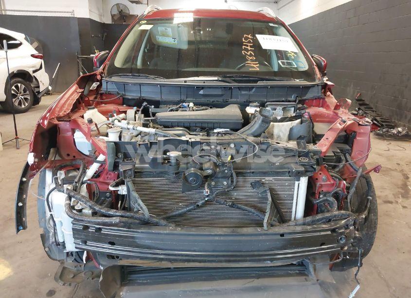 Photo 13 of 2019 Nissan Rogue SV (VIN 5N1AT2MV3KC746016)