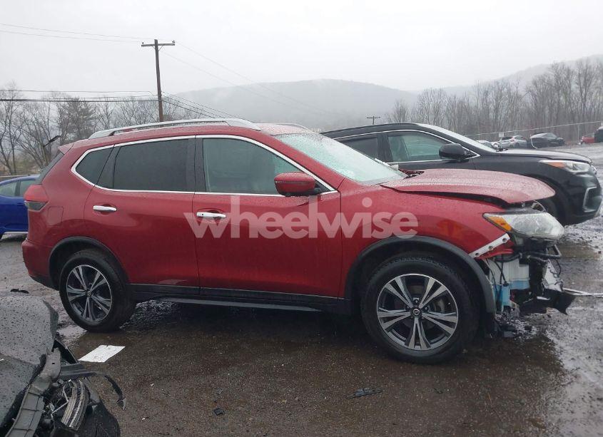 Photo 14 of 2019 Nissan Rogue SV (VIN 5N1AT2MV3KC755878)