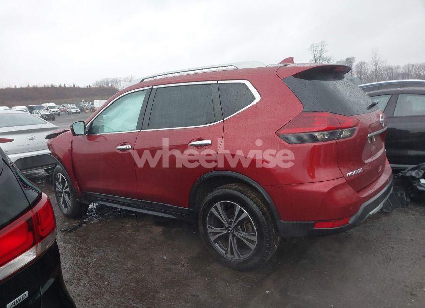 Photo 15 of 2019 Nissan Rogue SV (VIN 5N1AT2MV3KC755878)