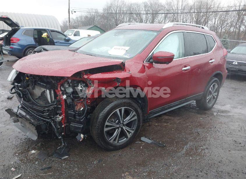 Photo 2 of 2019 Nissan Rogue SV (VIN 5N1AT2MV3KC755878)