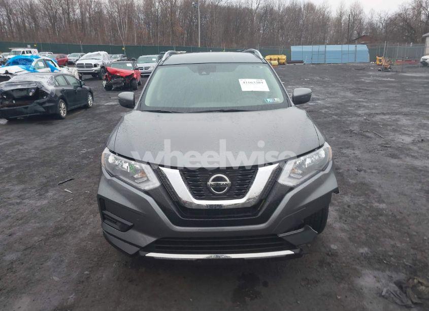 Photo 12 of 2019 Nissan Rogue SV (VIN 5N1AT2MV3KC757226)