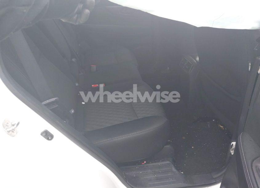 Photo 8 of 2019 Nissan Rogue S (VIN 5N1AT2MV3KC831907)