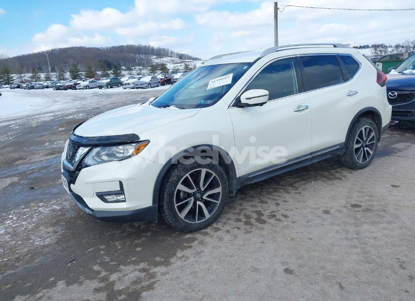 Photo 2 of 2020 Nissan Rogue SL INTELLIGENT AWD (VIN 5N1AT2MV3LC700736)