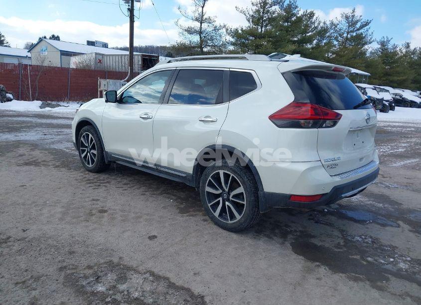 Photo 3 of 2020 Nissan Rogue SL INTELLIGENT AWD (VIN 5N1AT2MV3LC700736)