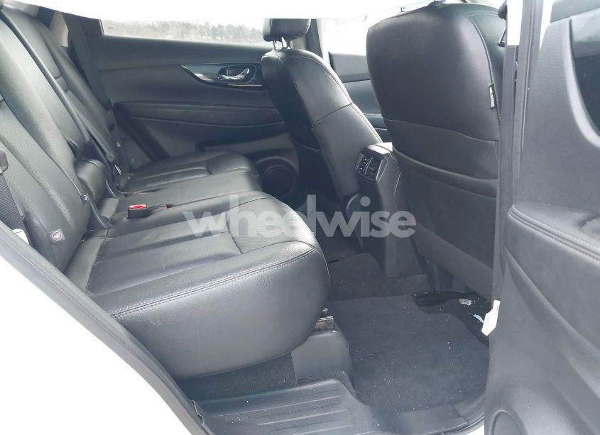 Photo 8 of 2020 Nissan Rogue SL INTELLIGENT AWD (VIN 5N1AT2MV3LC700736)