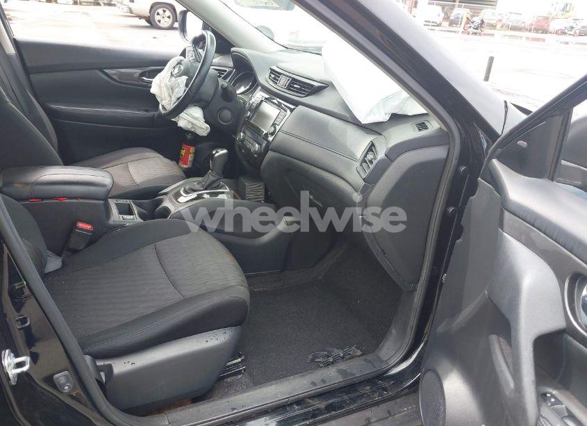 Photo 5 of 2020 Nissan Rogue SV INTELLIGENT AWD (VIN 5N1AT2MV3LC743392)