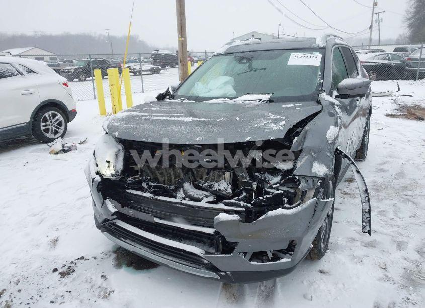 Photo 2 of 2020 Nissan Rogue S INTELLIGENT AWD/SL INTELLIGENT AWD/SV INTELLIGENT AWD (VIN 5N1AT2MV3LC806443)