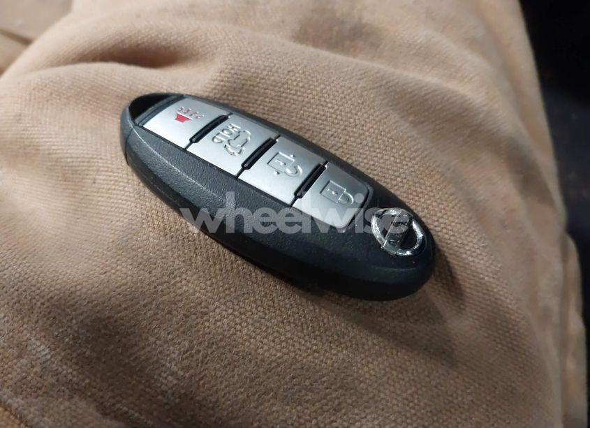 Photo 11 of 2014 Nissan Rogue SV (VIN 5N1AT2MV4EC771768)