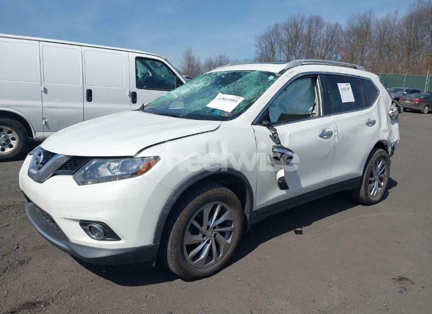 Photo 2 of 2014 Nissan Rogue SL (VIN 5N1AT2MV4EC825151)