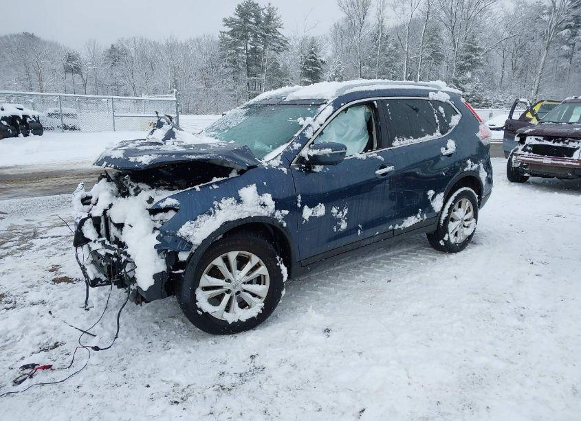 Photo 2 of 2014 Nissan Rogue SV (VIN 5N1AT2MV4EC865018)