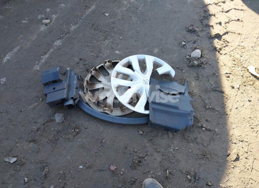 Photo 12 of 2014 Nissan Rogue S (VIN 5N1AT2MV4EC872700)