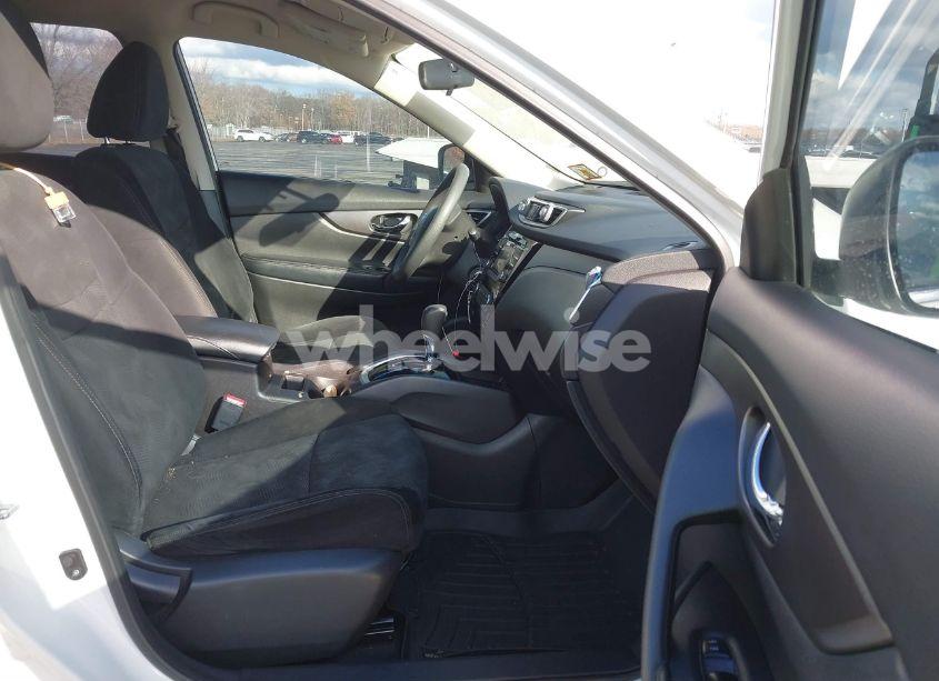 Photo 5 of 2015 Nissan Rogue S (VIN 5N1AT2MV4FC756205)