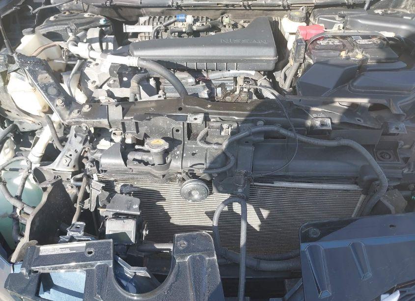 Photo 10 of 2015 Nissan Rogue SL (VIN 5N1AT2MV4FC781668)