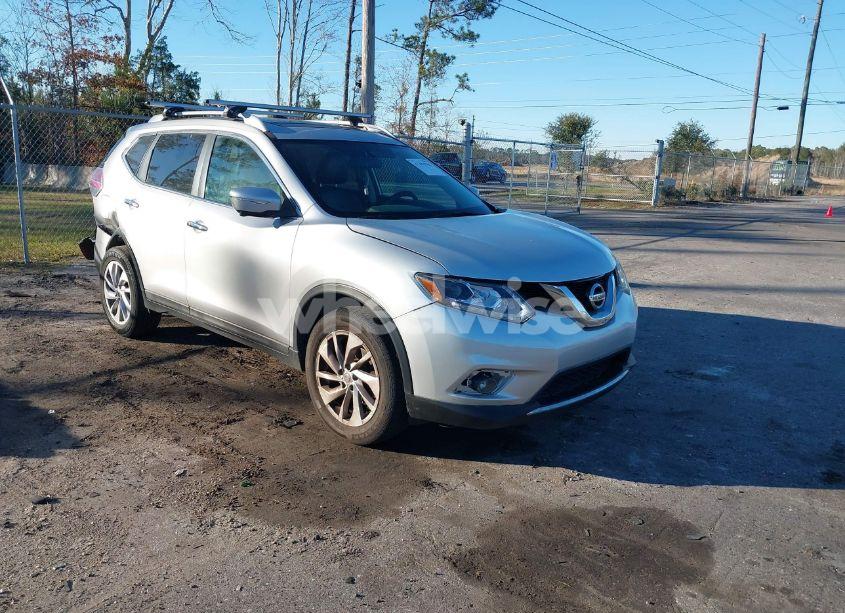 2015 Nissan Rogue SL (VIN 5N1AT2MV4FC810036) main photo