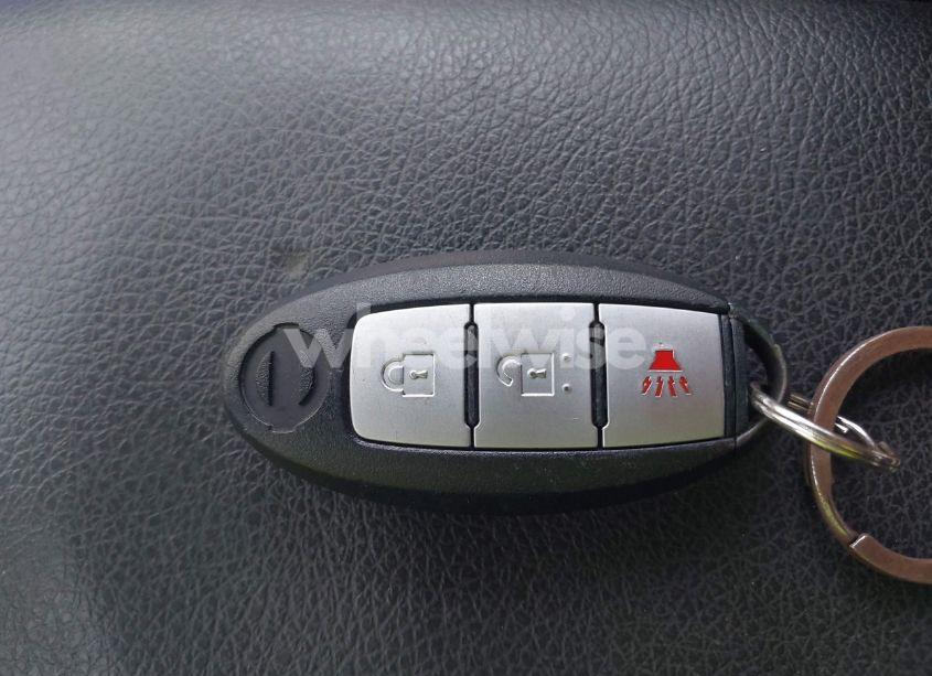 Photo 11 of 2015 Nissan Rogue SV (VIN 5N1AT2MV4FC841240)