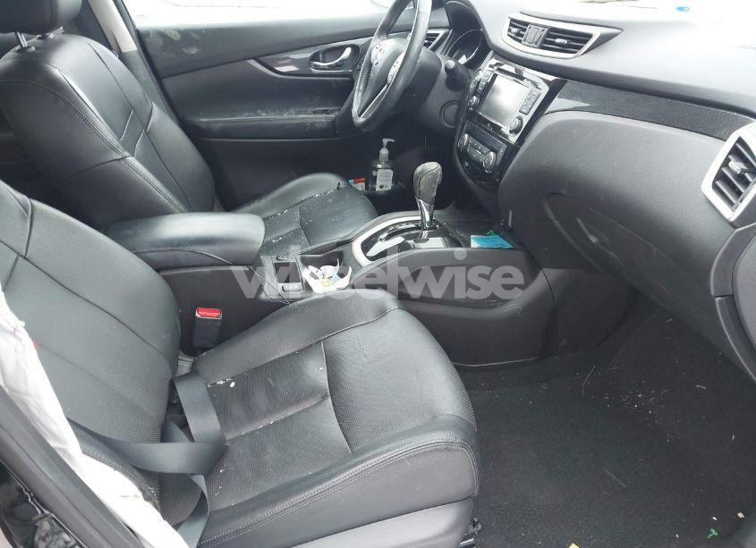 Photo 5 of 2015 Nissan Rogue SL (VIN 5N1AT2MV4FC905700)