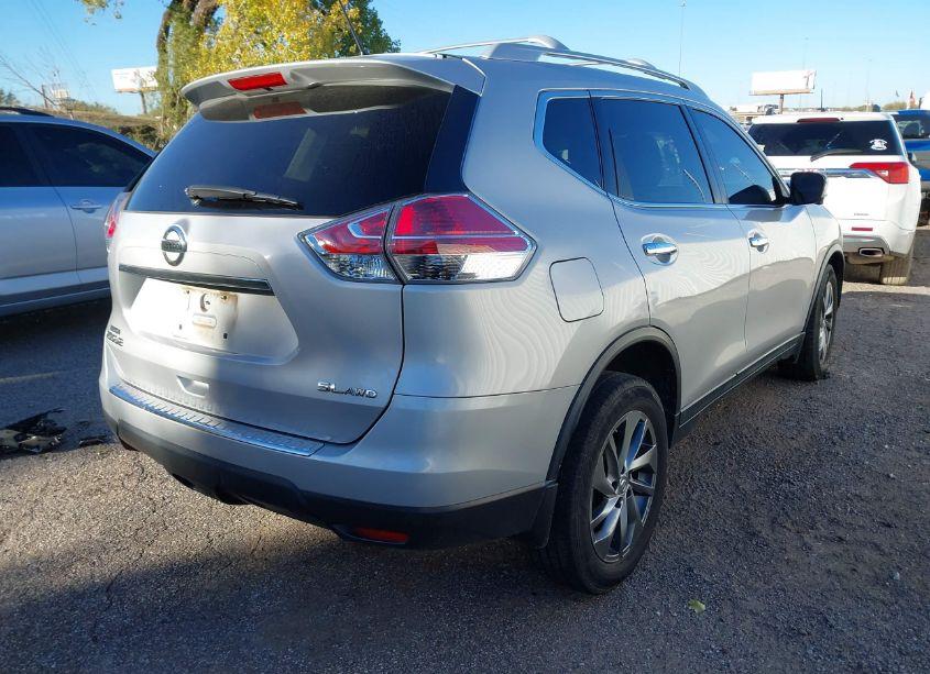 Photo 4 of 2015 Nissan Rogue SL (VIN 5N1AT2MV4FC913909)