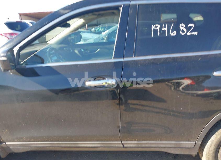 Photo 15 of 2015 Nissan Rogue SL (VIN 5N1AT2MV4FC921380)