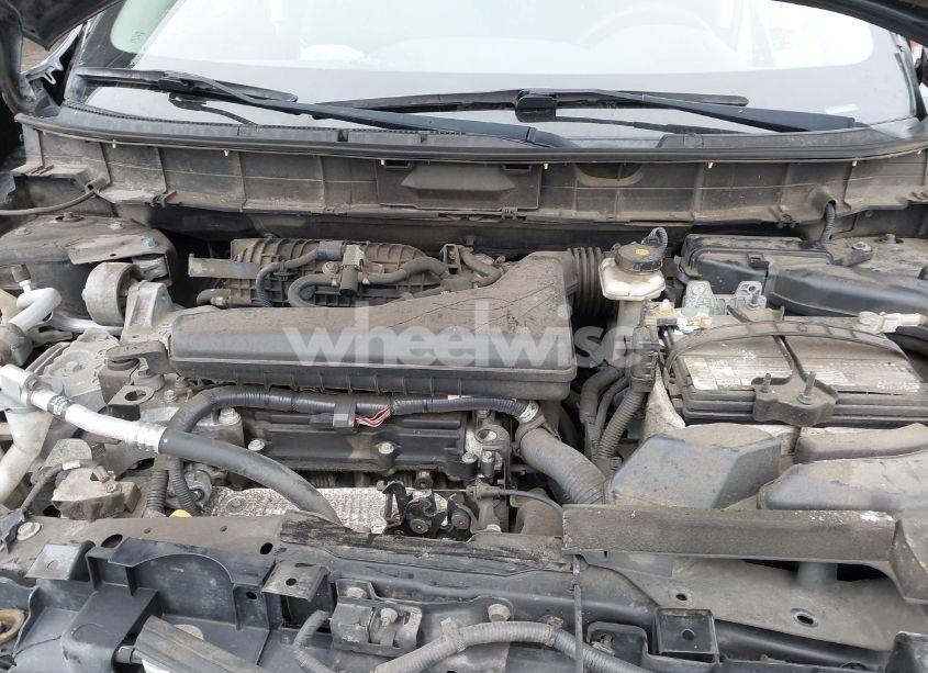 Photo 10 of 2015 Nissan Rogue S (VIN 5N1AT2MV4FC925882)