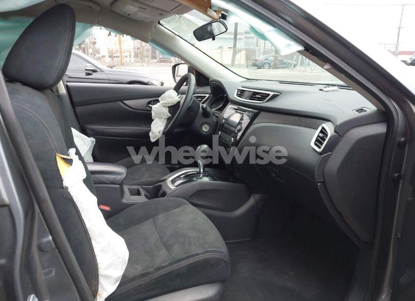 Photo 5 of 2015 Nissan Rogue S (VIN 5N1AT2MV4FC925882)